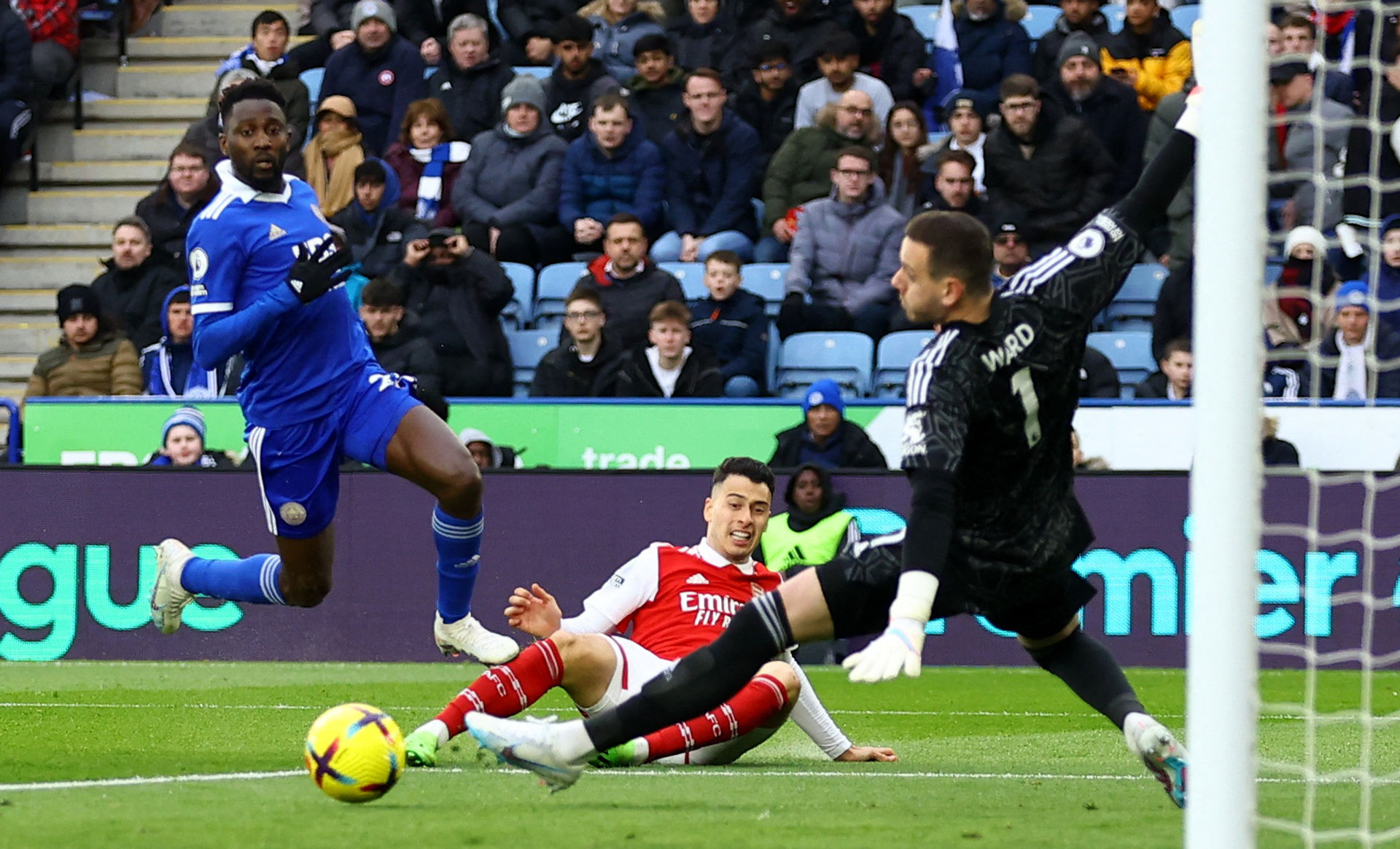 攻兩度得分 攻兩度得分